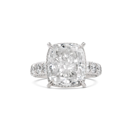 Grandeur Victoria Cushion Cut Diamond Engagement Ring | Platinum