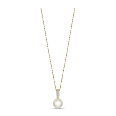 Classic Pearl and Diamond Pendant Necklace | 18K Yellow Gold