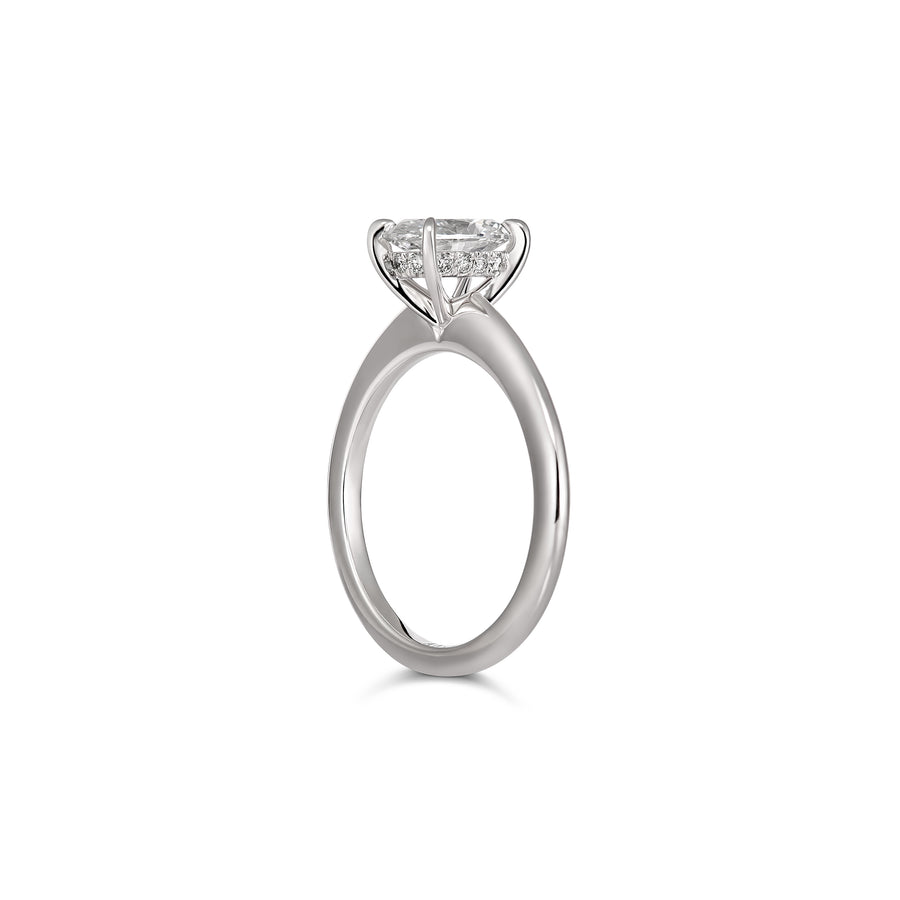 Classic Engagement Oval Cut Diamond Ring | Platinum