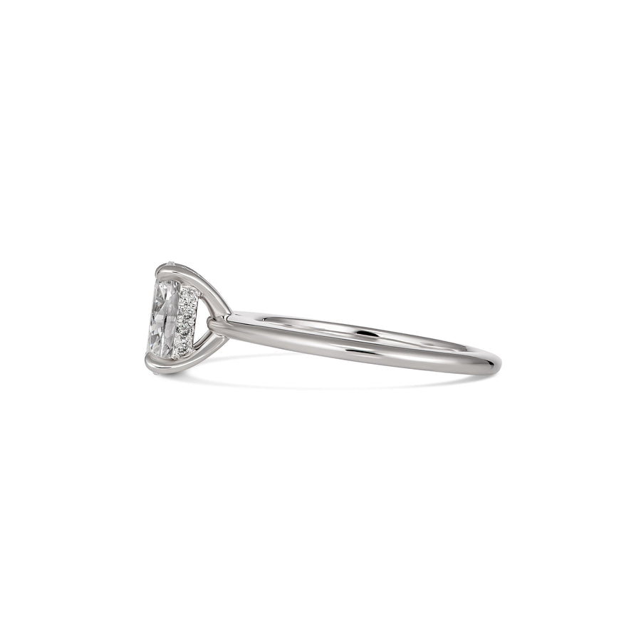 Classic Engagement Oval Cut Diamond Ring | Platinum