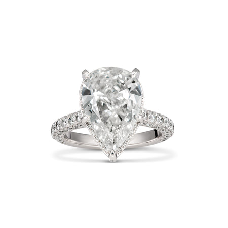 Grandeur Victoria Pear Cut Diamond Engagement Ring | Platinum