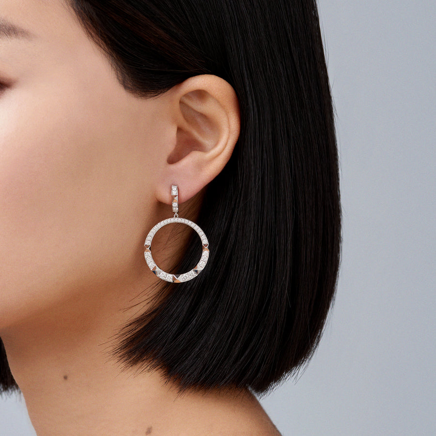 R.08™ Pendant Earrings | White Gold