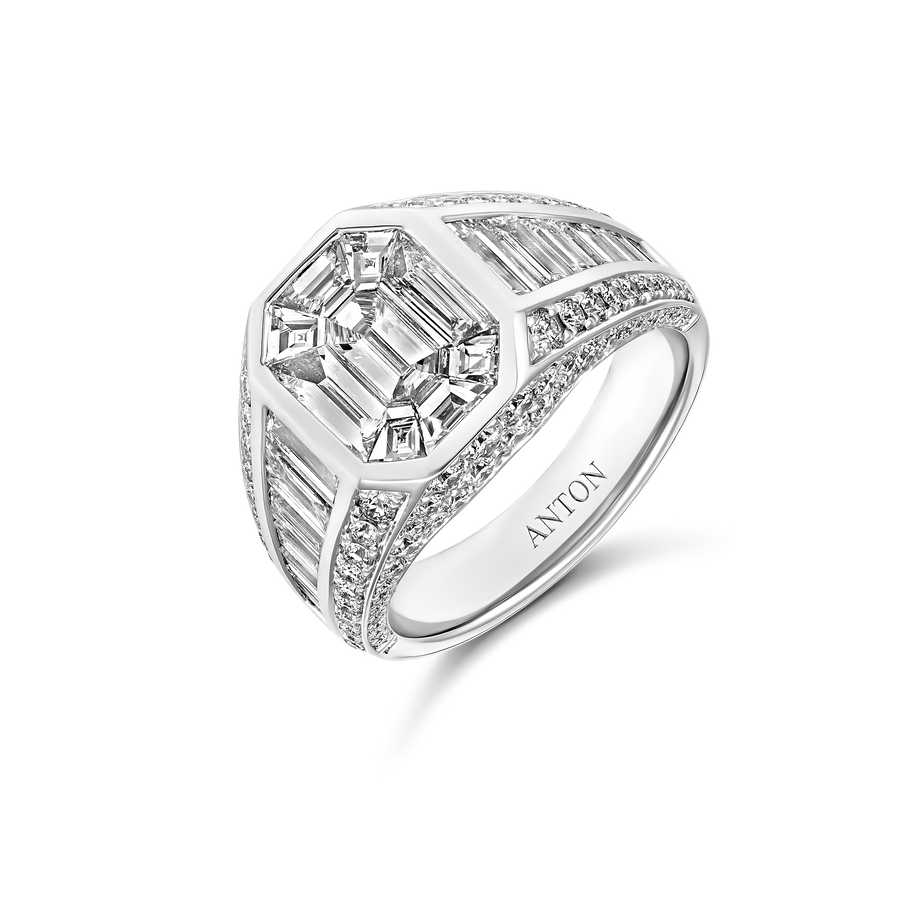 Illusion Pavé Emerald Cut Illusion Signet Ring | Platinum