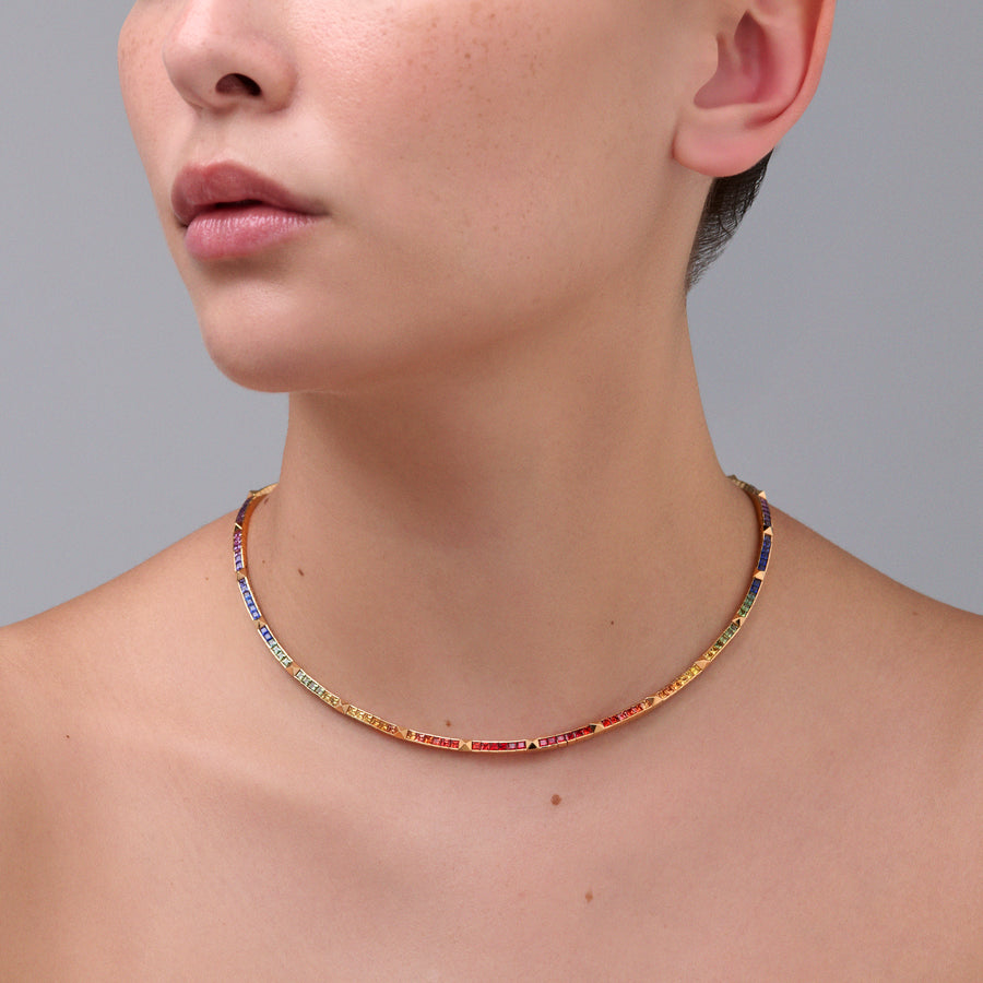 R.08™ Une Rainbow Sapphire Necklace | Yellow Gold