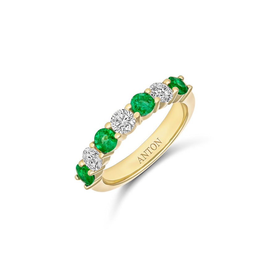 Classic Emerald and Diamond Large Ring | 18K Yellow Gold