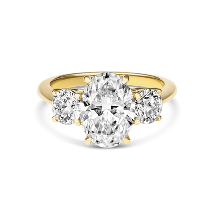 Hot Rocks® Amalia Oval and Round Brilliant Cut Diamond Ring | 18K Yellow Gold