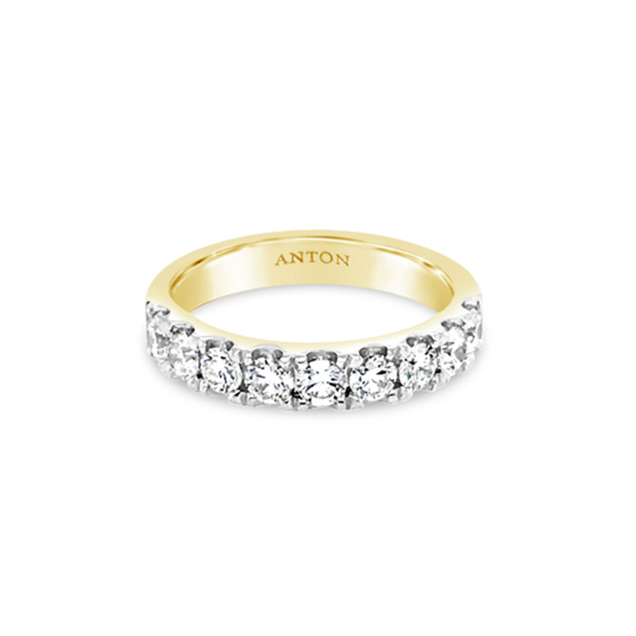Wedding Round Brilliant Cut Diamond Ring | Yellow Gold