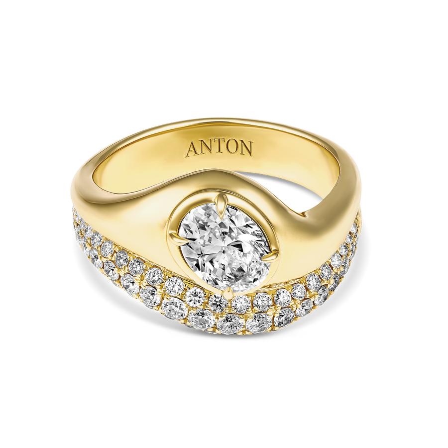 Riviera Luminous Pavé Wave Oval Natural Diamond Ring | 18K Yellow Gold