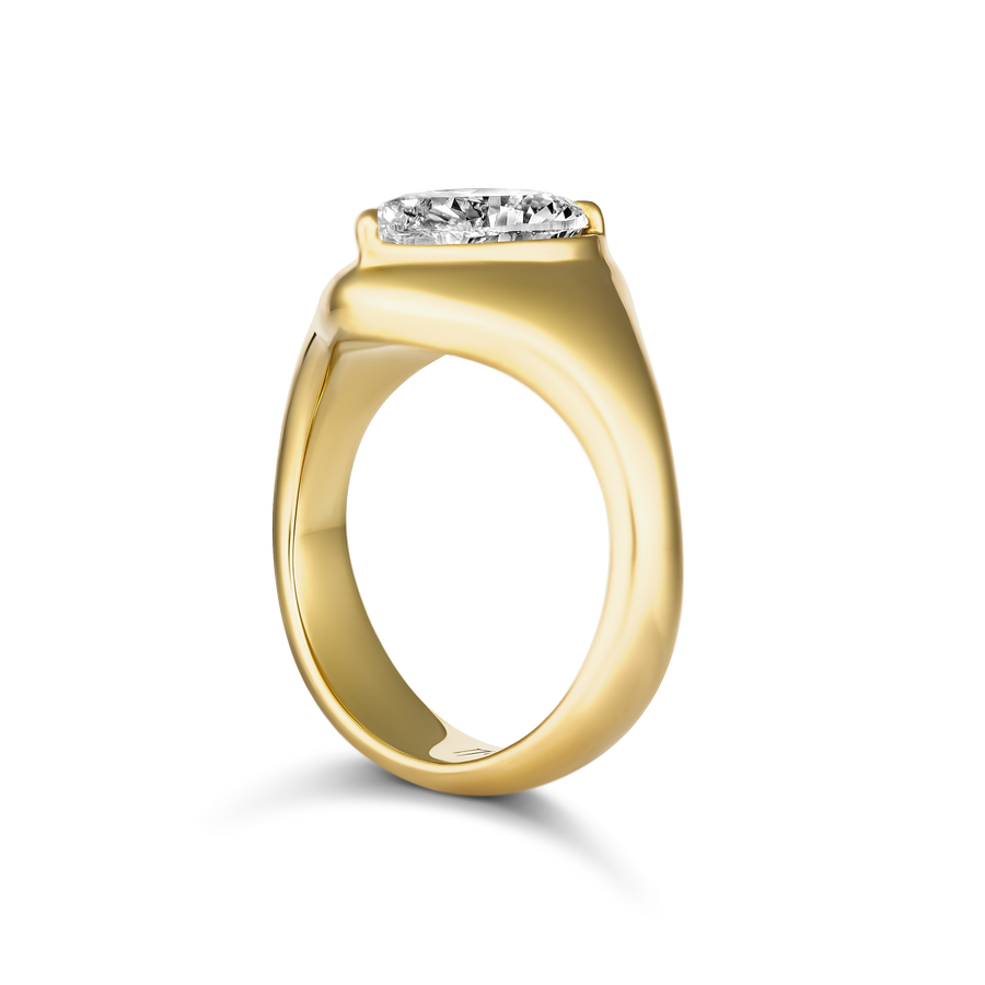 Riviera Luminous Pear Natural Diamond Ring | 18K Yellow Gold