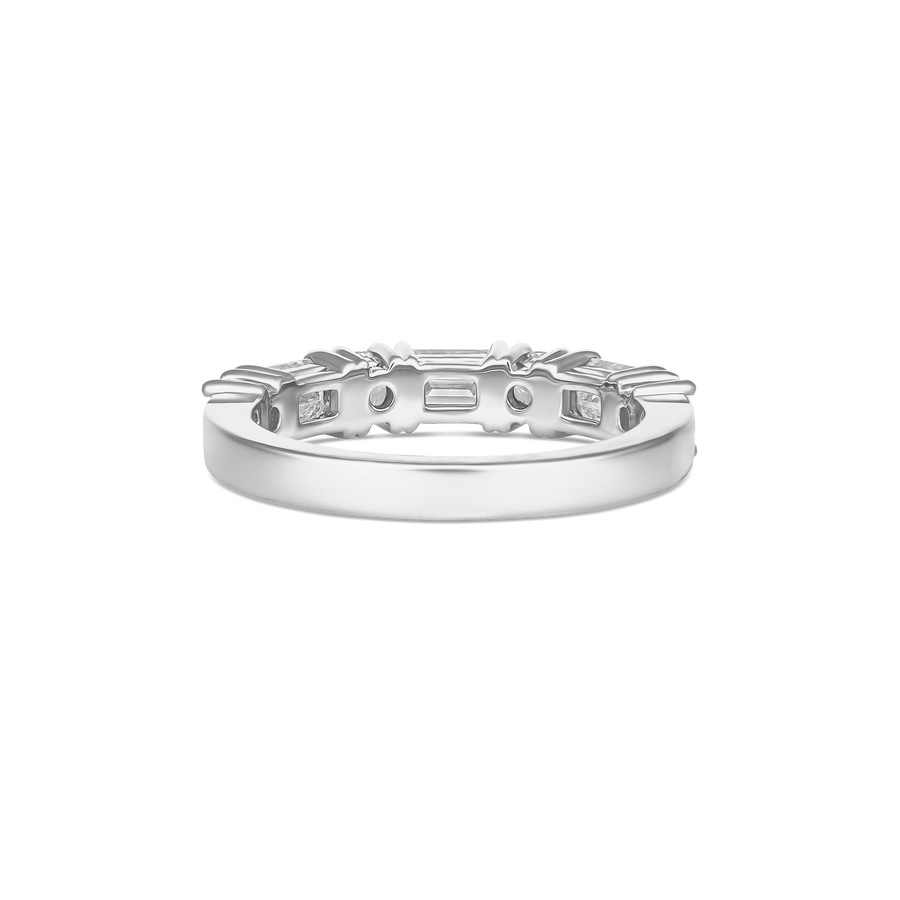 Riviera Emerald and Round cut Diamond Ring | Platinum