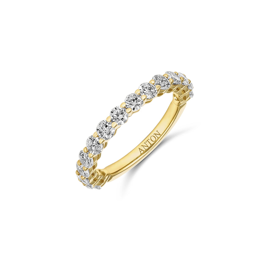 Classic Wedding Round Brilliant Cut Diamond Ring | 18K Yellow Gold