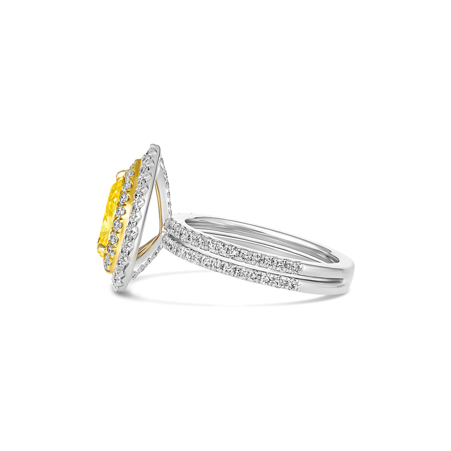 Hello Yellow® Pear Cut Double Diamond Halo Ring | 18K White Gold