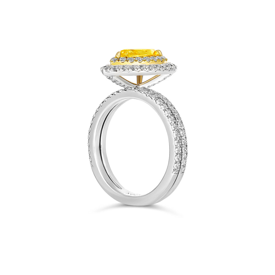 Hello Yellow® Pear Cut Double Diamond Halo Ring | 18K White Gold