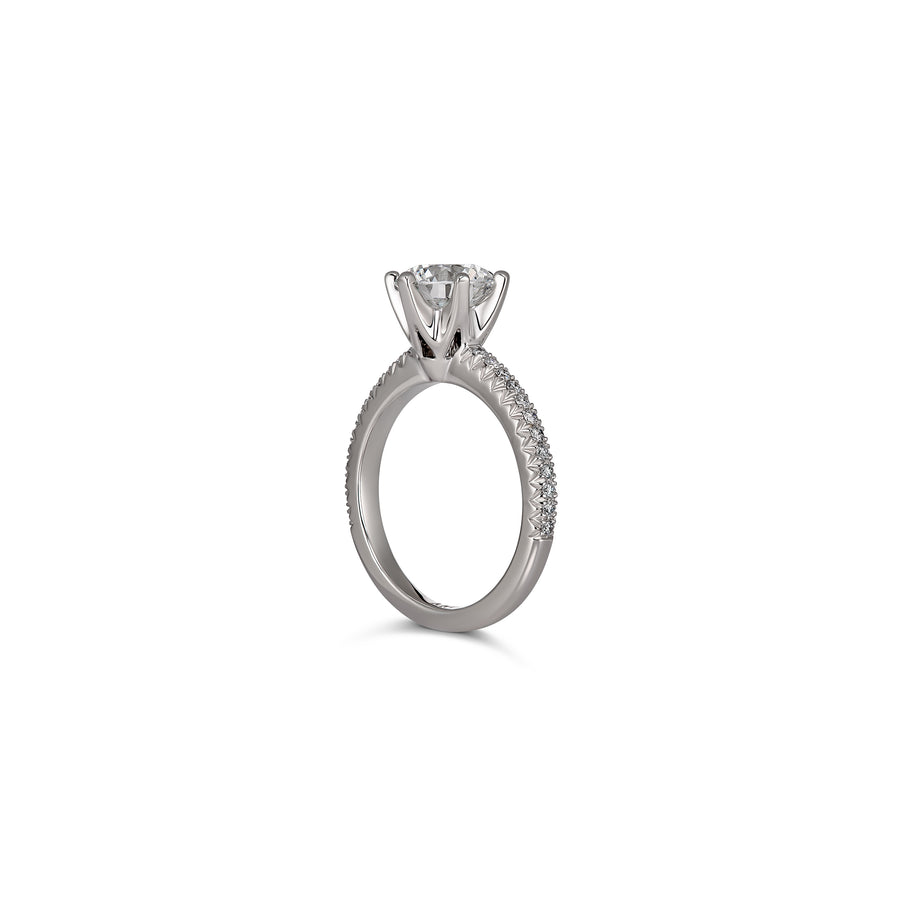 Classic Engagement Round Brilliant Cut Diamond | Platinum