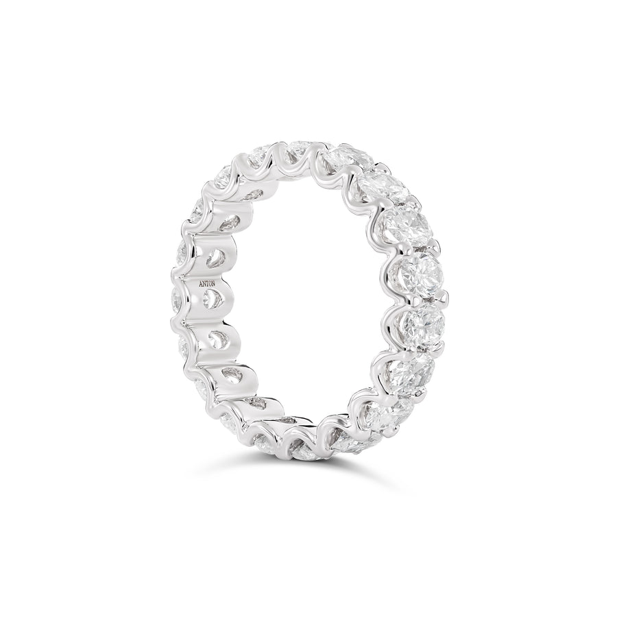 Riviera Oval Cut Diamond Eternity Ring | Platinum