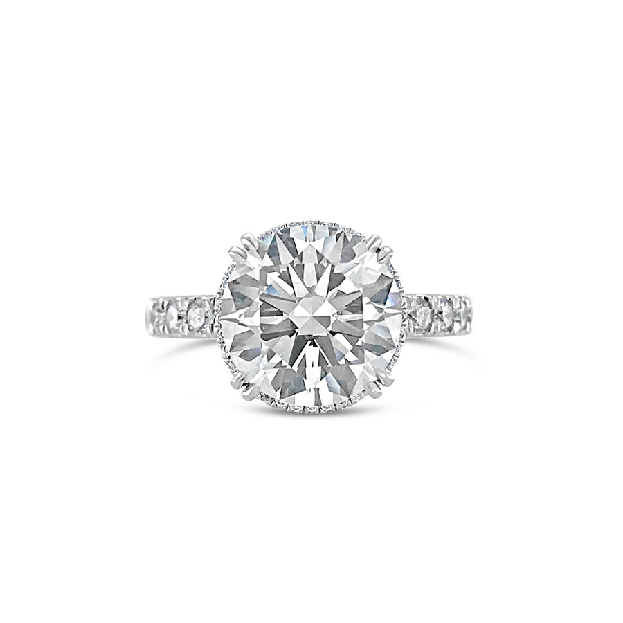 Hot Rocks® Collection Engagement Round Brilliant Cut Diamond 4 Claw Ring | White Gold
