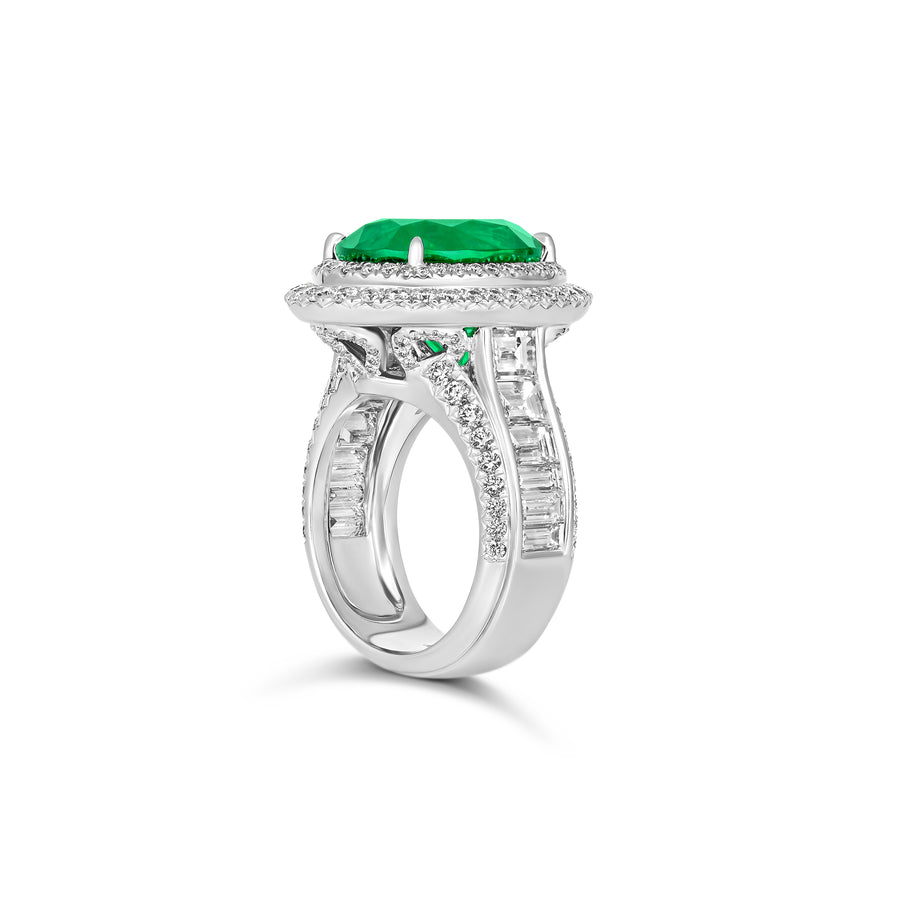 High Jewellery Ritz Melbourne Emerald and Diamond Ring | 18K White Gold