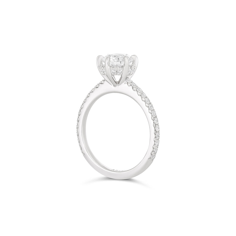 Classic Engagement Round Brilliant Cut Diamond Ring with Hidden Halo | Platinum