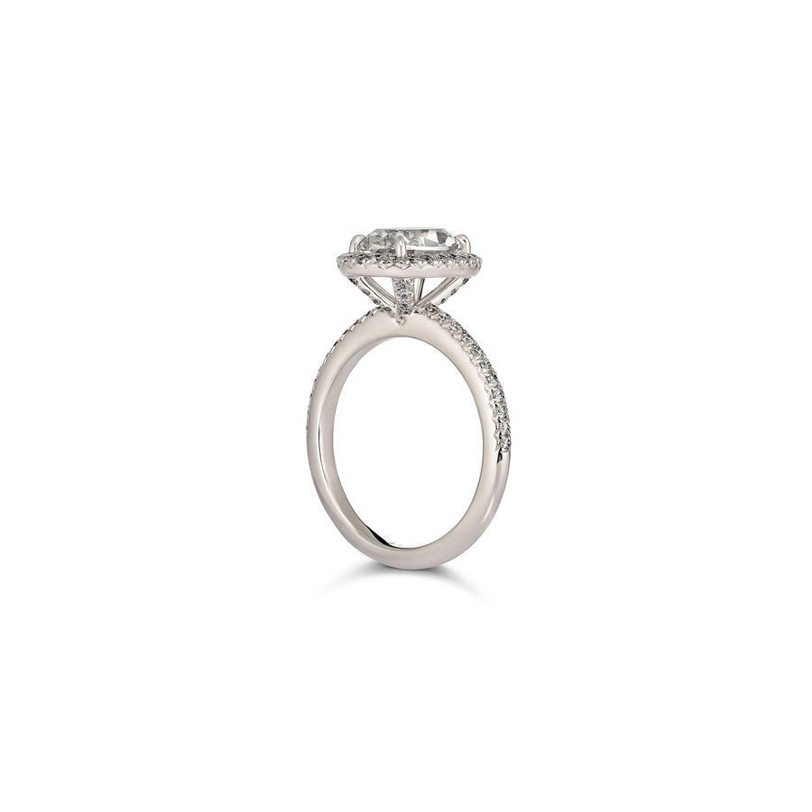 Hot Rocks® Collection Oval Cut Diamond Engagement Ring | Platinum