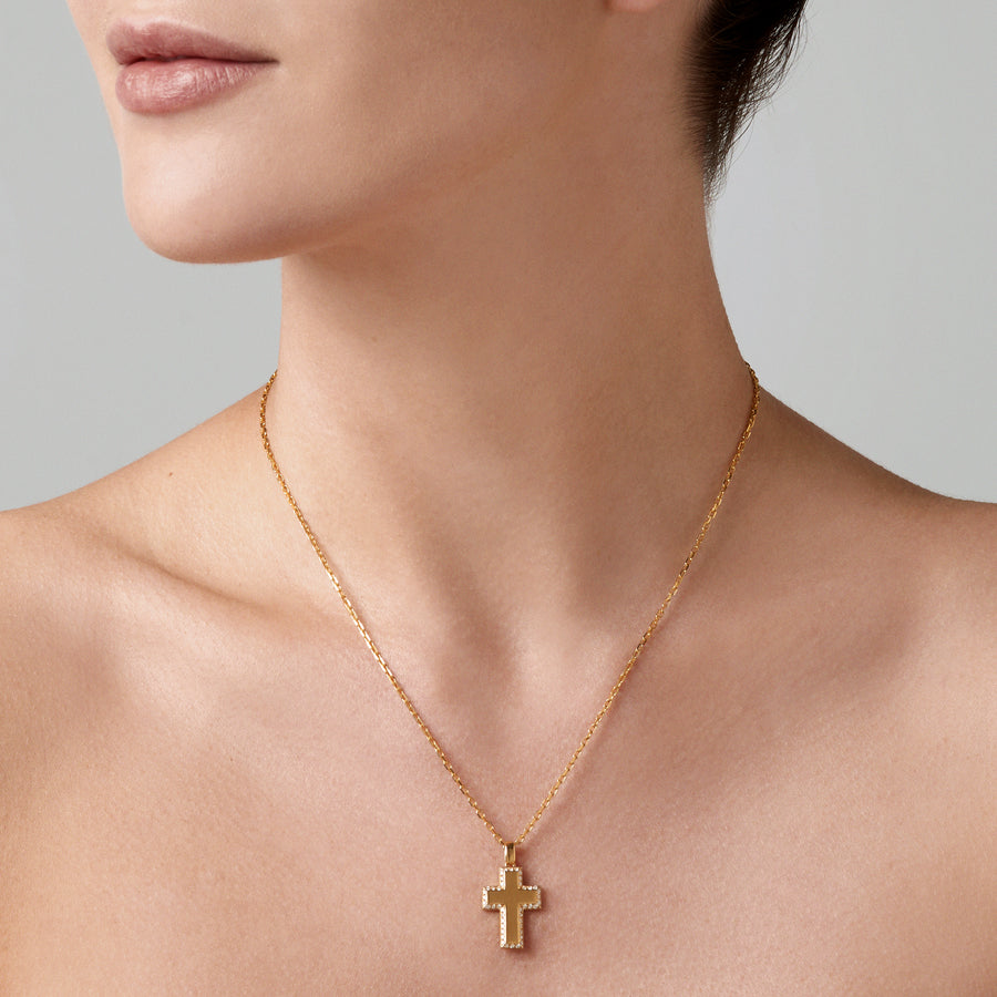 Izzy | Diamond Cross Necklace Yellow Gold