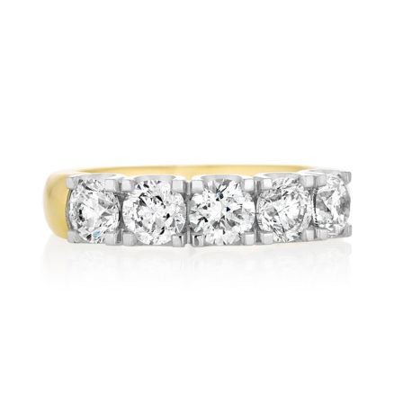 Wedding | Yellow Gold Signature Diamond Ring