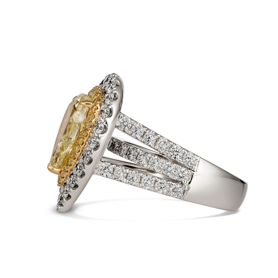 Hello Yellow ™ Pear Fancy Yellow Diamond Ring | White Gold