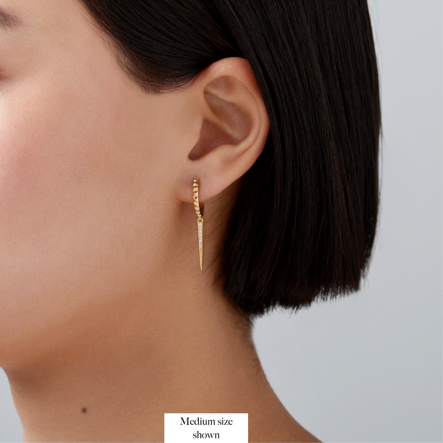 R.08™ Pointe Drop Earrings | Yellow Gold
