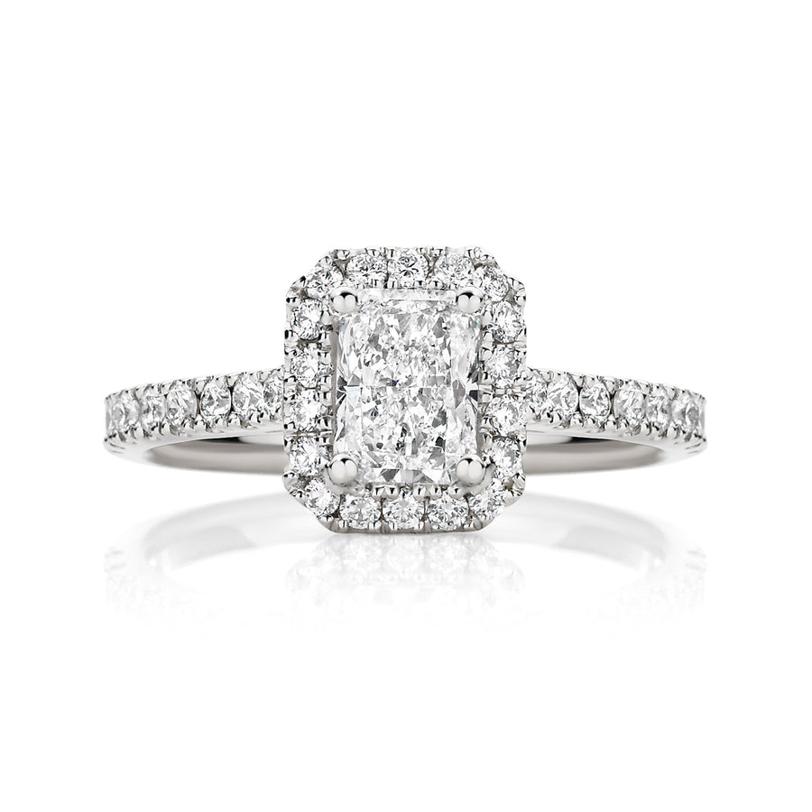 Engagement | Radiant Cut Diamond Engagement Ring