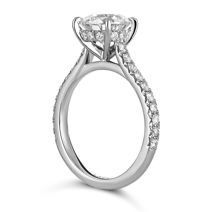 Classic Engagement | Round Brilliant Cut Four Claw Diamond Ring