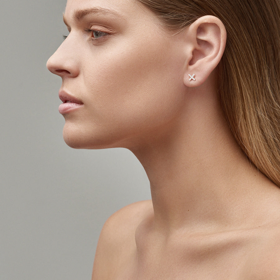 Icon Kiss Diamond Earrings | White Gold